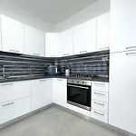 Mayflower, Terrazza Vista Mare, Clima E Posto Auto A 50 Metri Dal Mare! By Alfareal Апартаменты