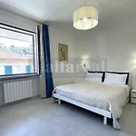 Mayflower, Terrazza Vista Mare, Clima E Posto Auto A 50 Metri Dal Mare! By Alfareal Апартаменты