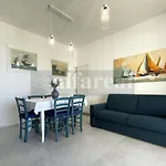 Апартаменты Mayflower, Terrazza Vista Mare, Clima E Posto Auto A 50 Metri Dal Mare! By Alfareal